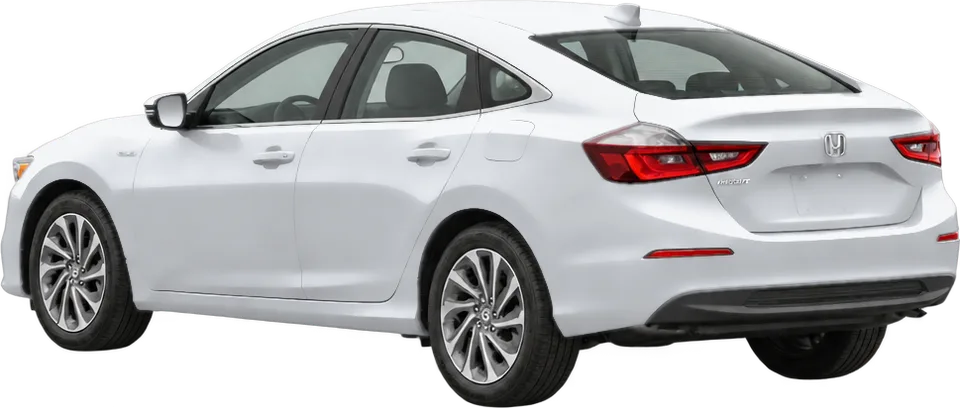 Honda Insight 2022 rear three-quarter view
