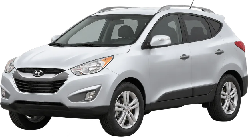 Hyundai Tucson 2015 front three-quarter view